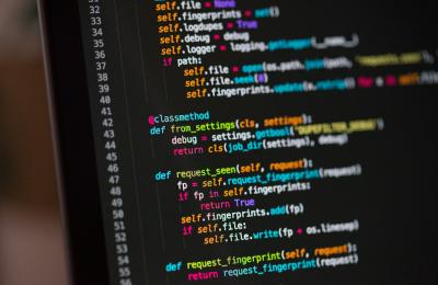 Código de programação exibido em um editor